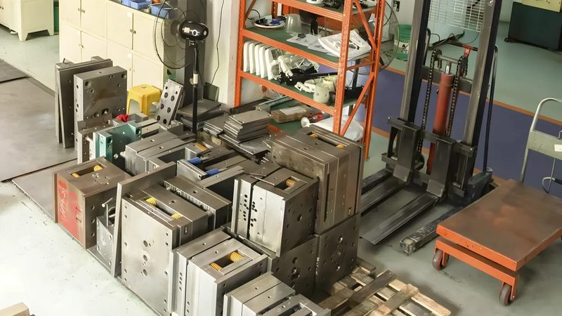 塑胶模具安装：必备工具大盘点**