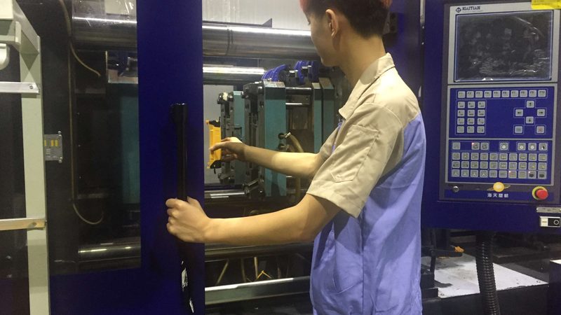 模具加工成本揭秘：影响价格的关键因素